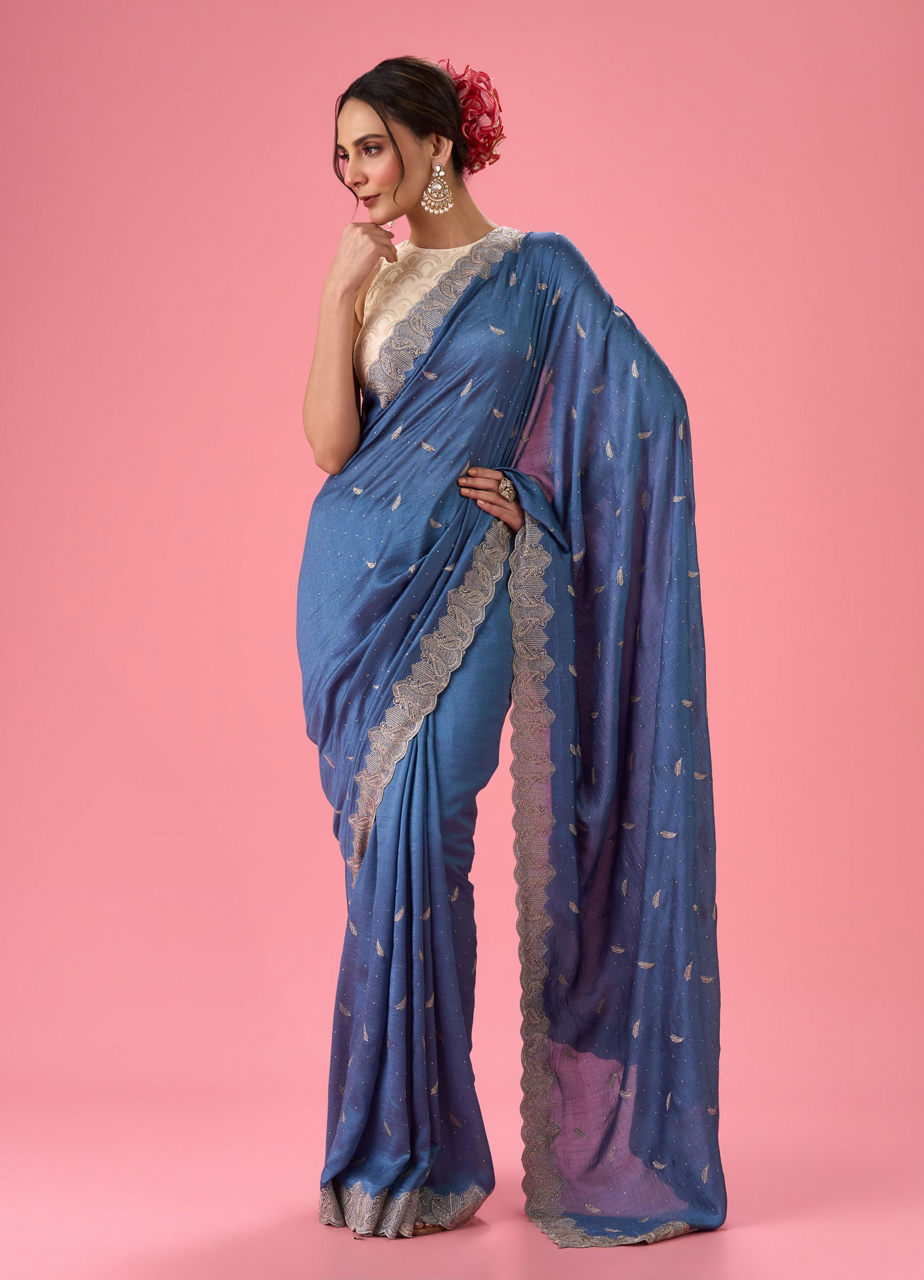Mohey Women Fluttering Light Blue Saree