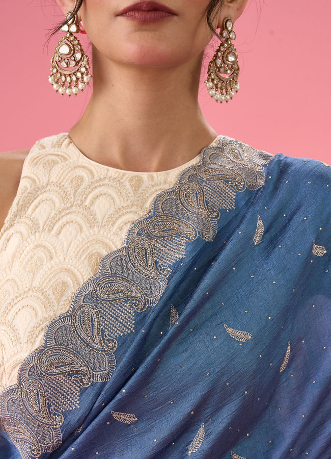 Mohey Women Fluttering Light Blue Saree