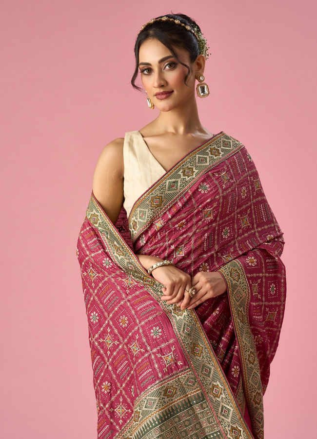Mohey Women Pink Art Silk Saree with Stone and Thread Work