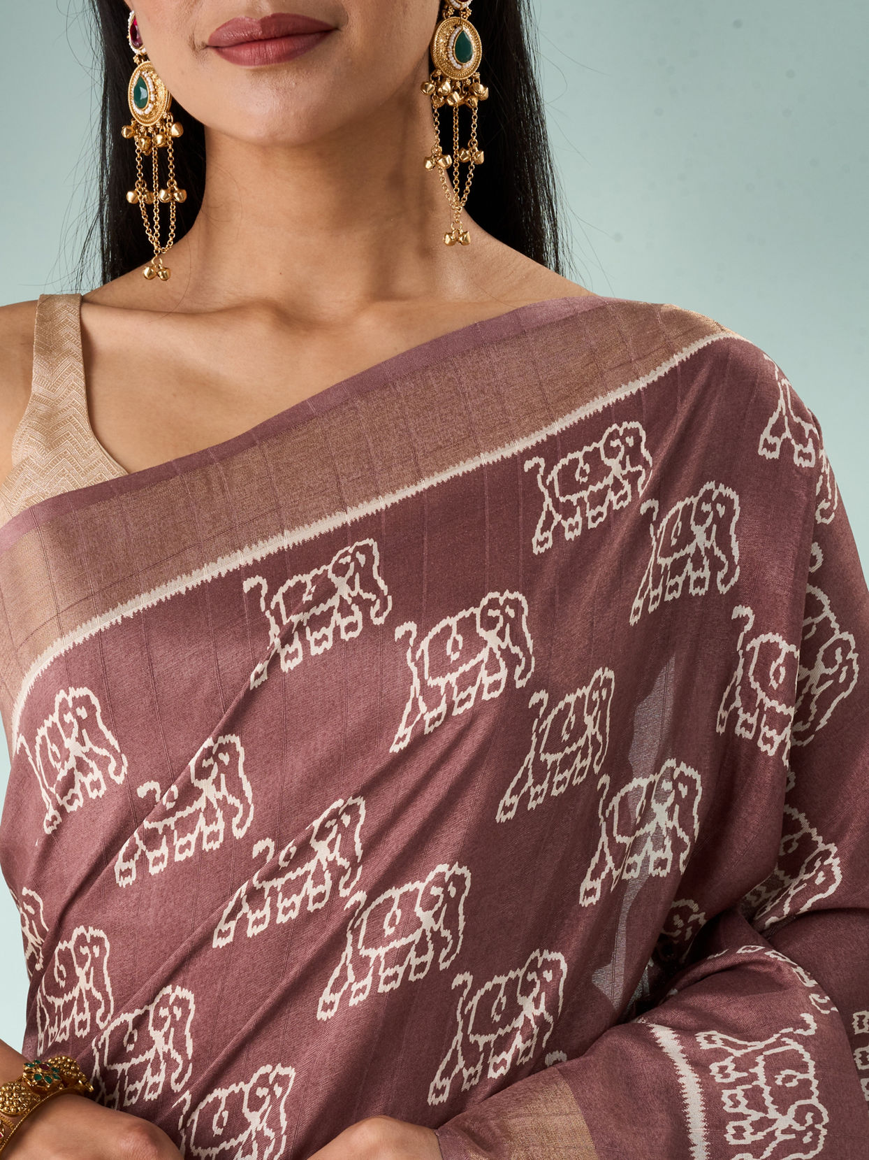 Mohey Women Dusty Pink Silk Saree with Print