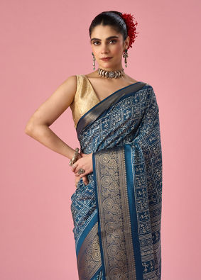 Mohey Women Indigo Blue Art Silk Saree with Gold Print