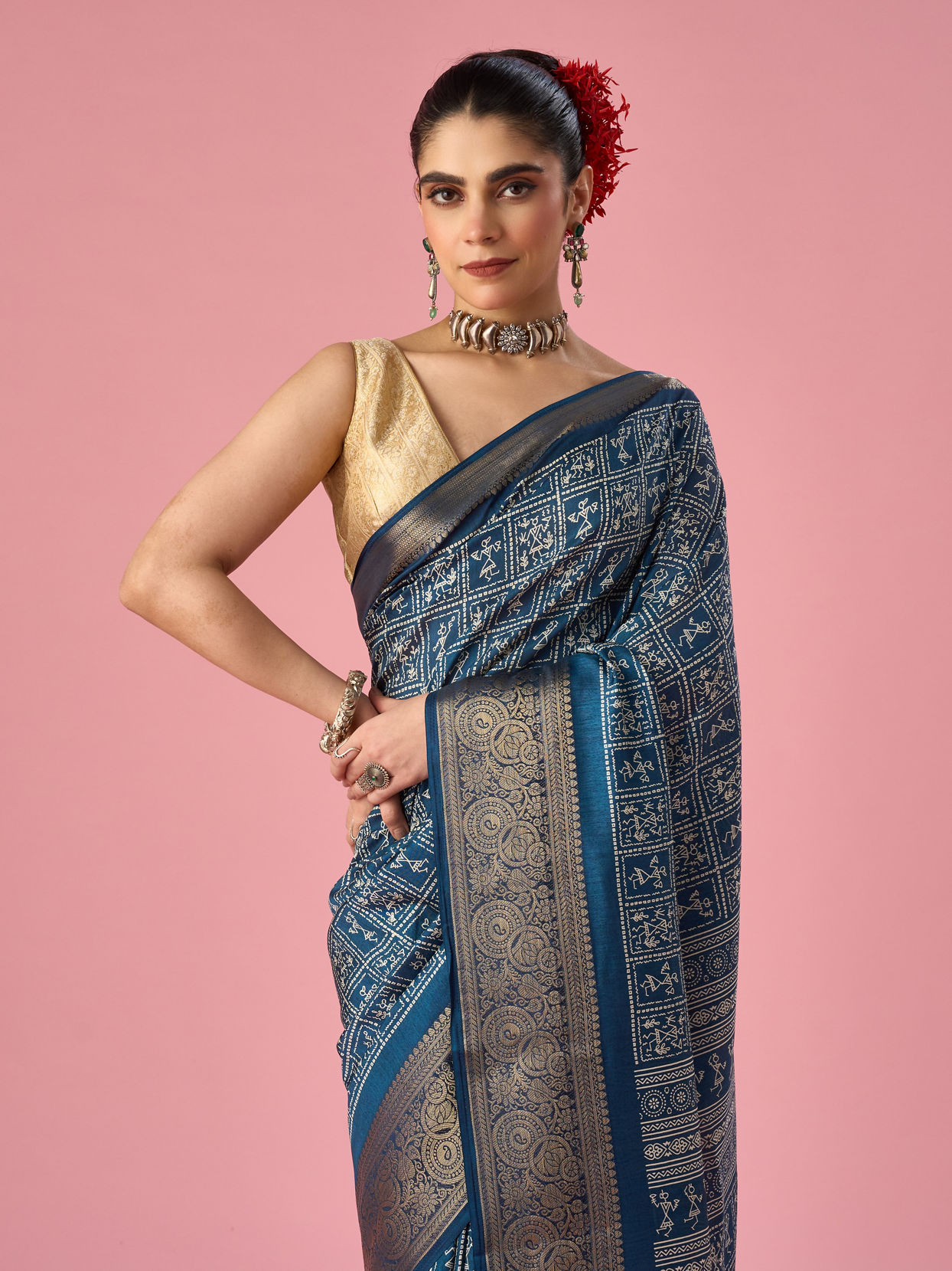 Mohey Women Indigo Blue Art Silk Saree with Gold Print