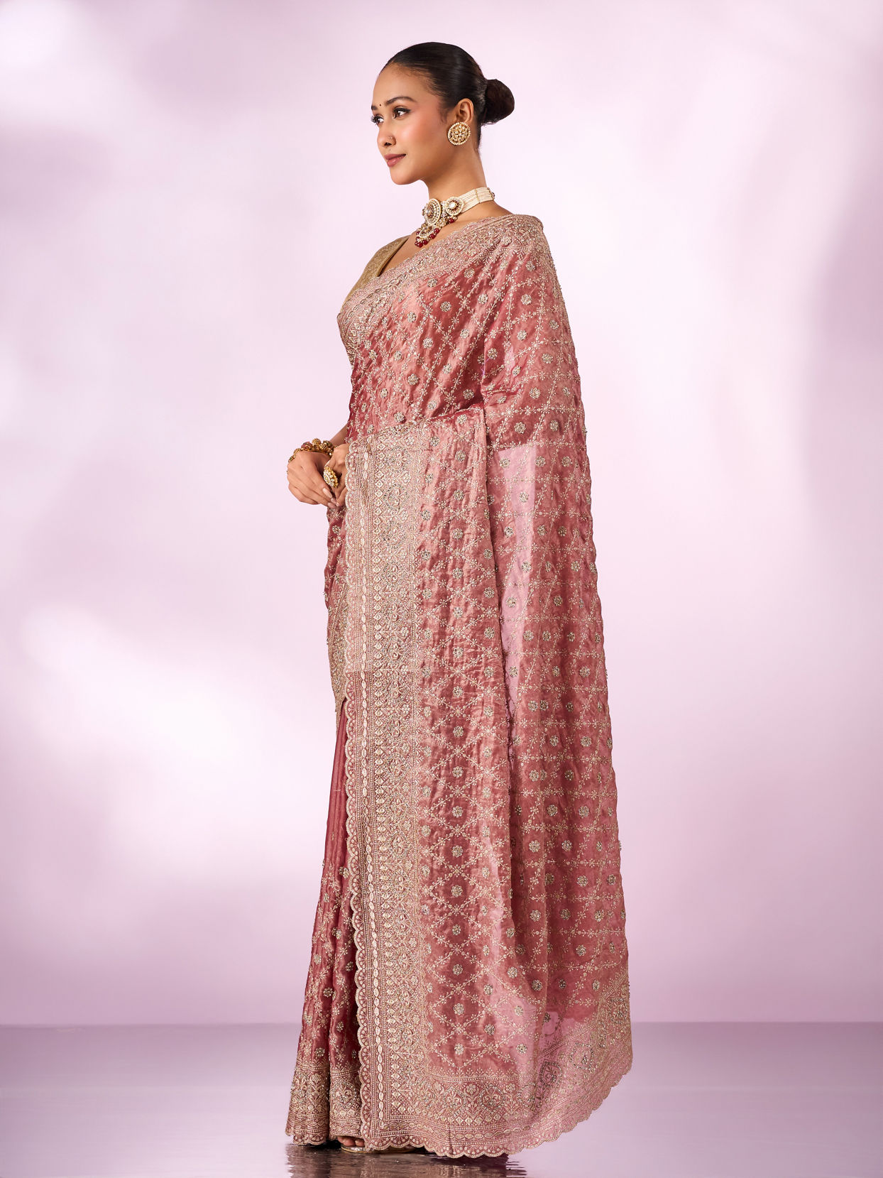 Mohey Women Pink Organza Saree with Stone Work