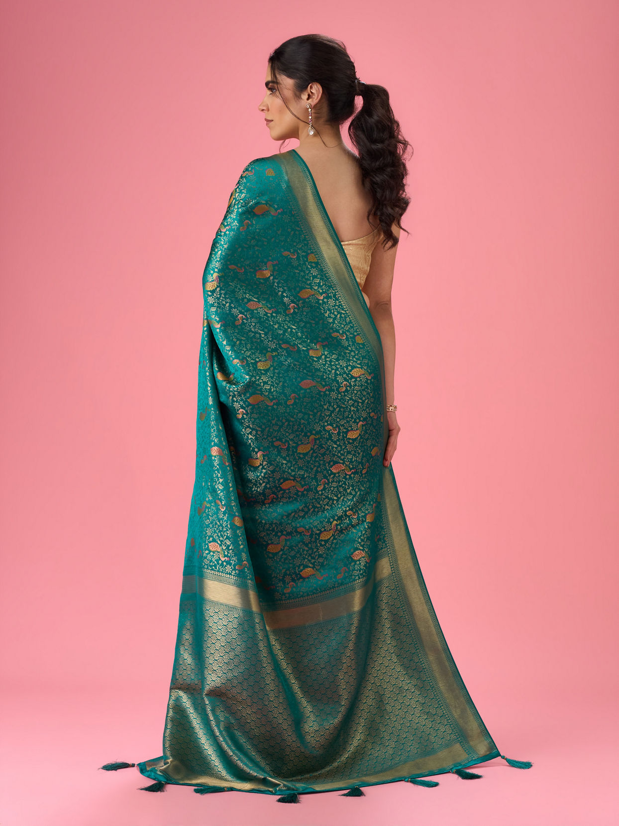 Mohey Women Elegance Embodied Rama Green Saree