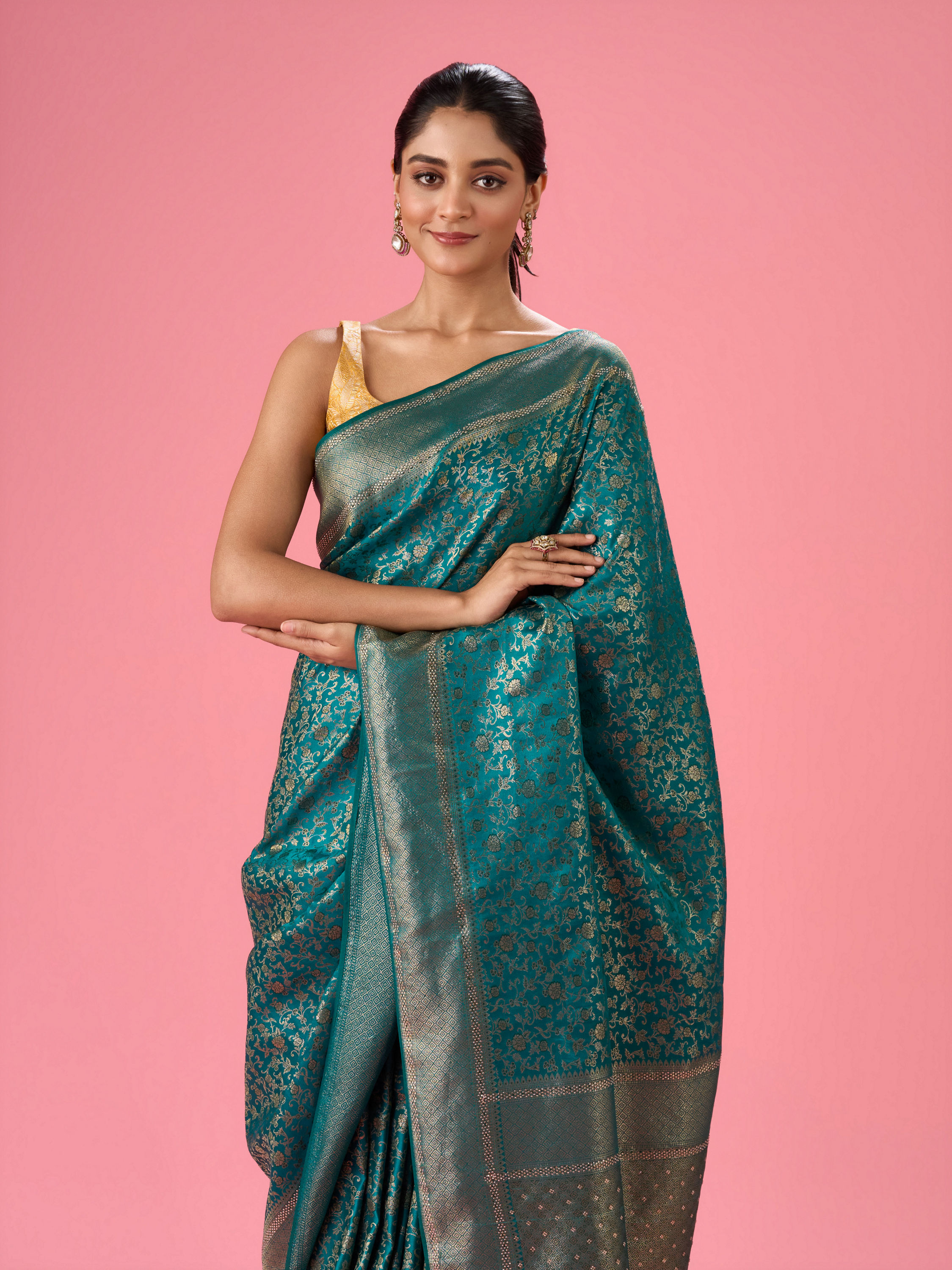 Mohey Women Rama Green Celebration Saree