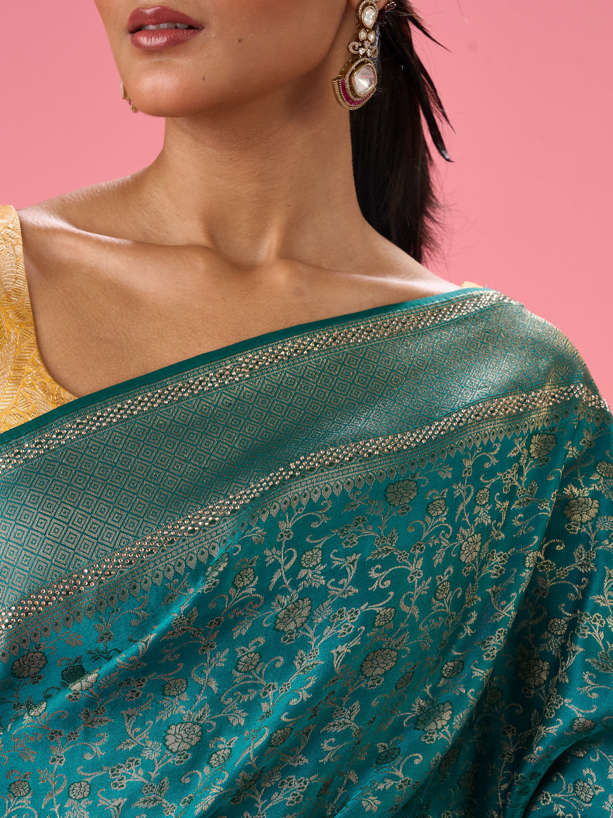 Mohey Women Rama Green Celebration Saree