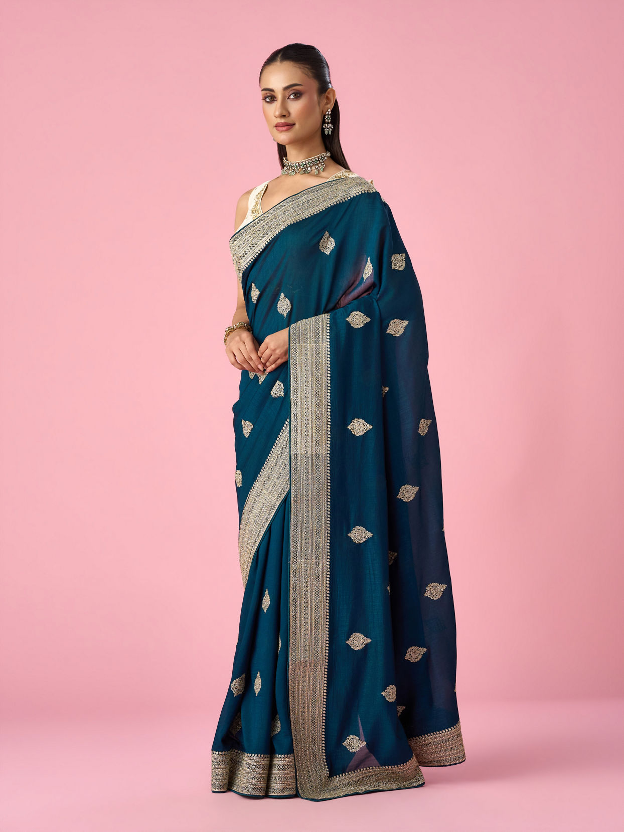 Mohey Women Blue Silk Saree with Zari Work