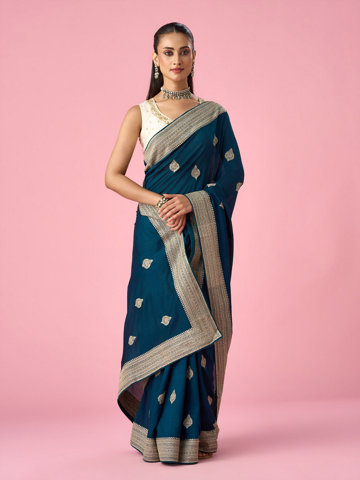 Mohey Women Blue Silk Saree with Zari Work