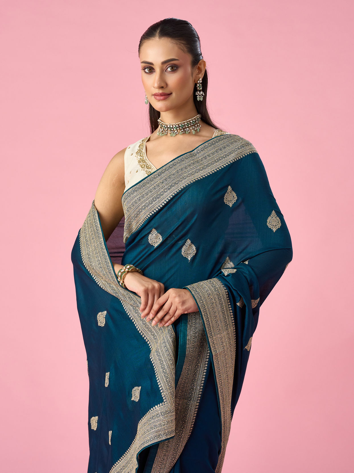Mohey Women Blue Silk Saree with Zari Work
