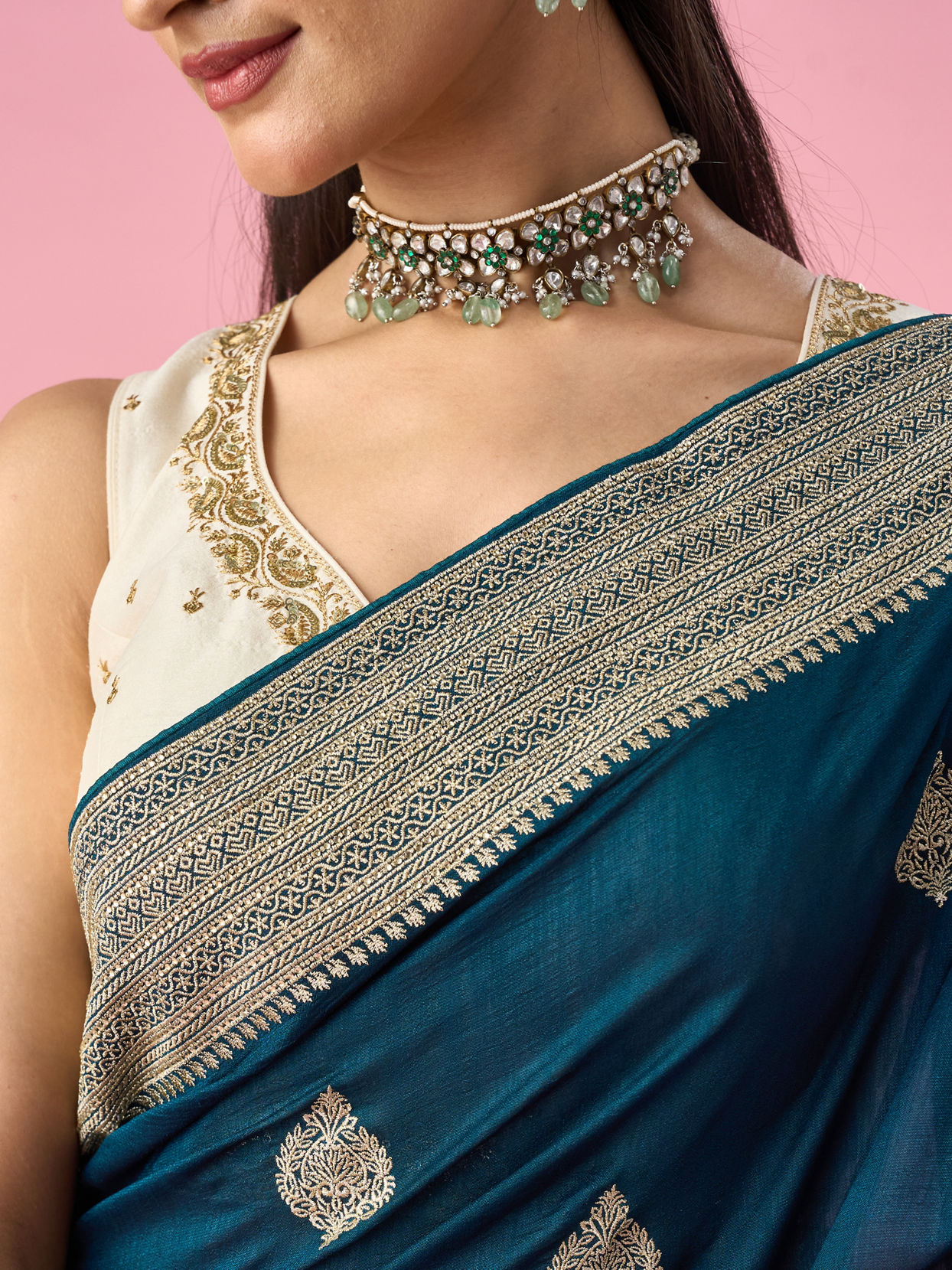 Mohey Women Blue Silk Saree with Zari Work