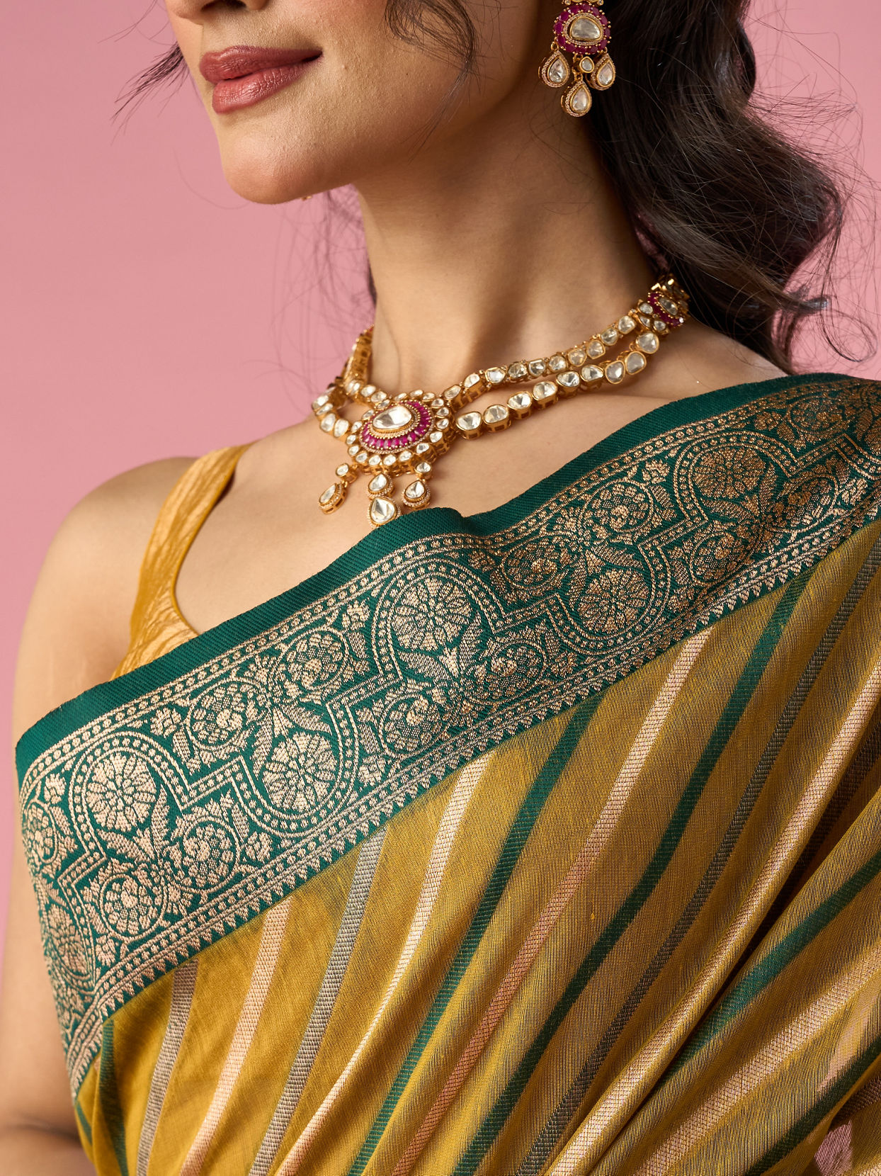 Mohey Women Green Art Silk Saree with Stripes