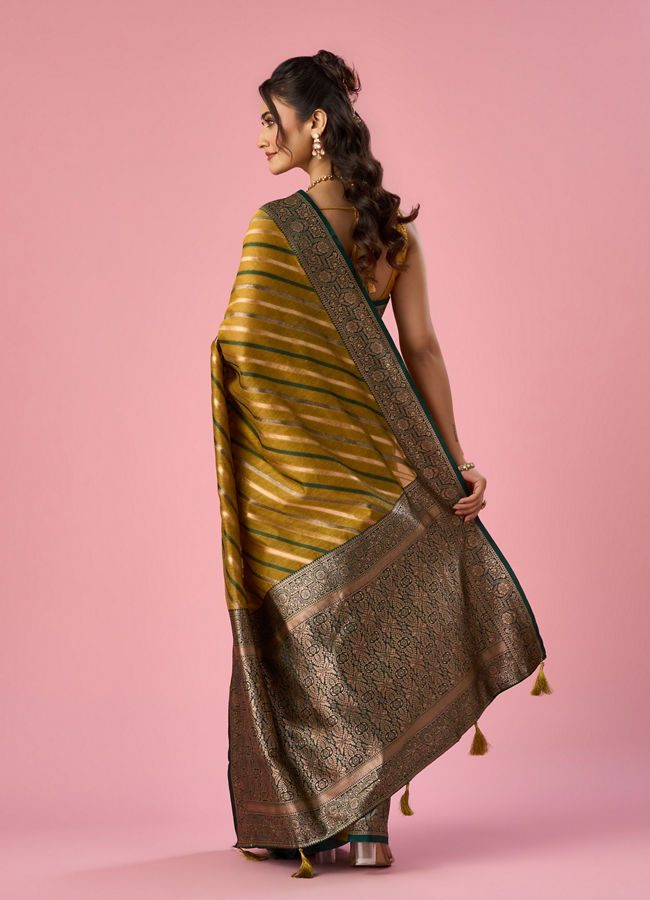 Mohey Women Green Art Silk Saree with Stripes