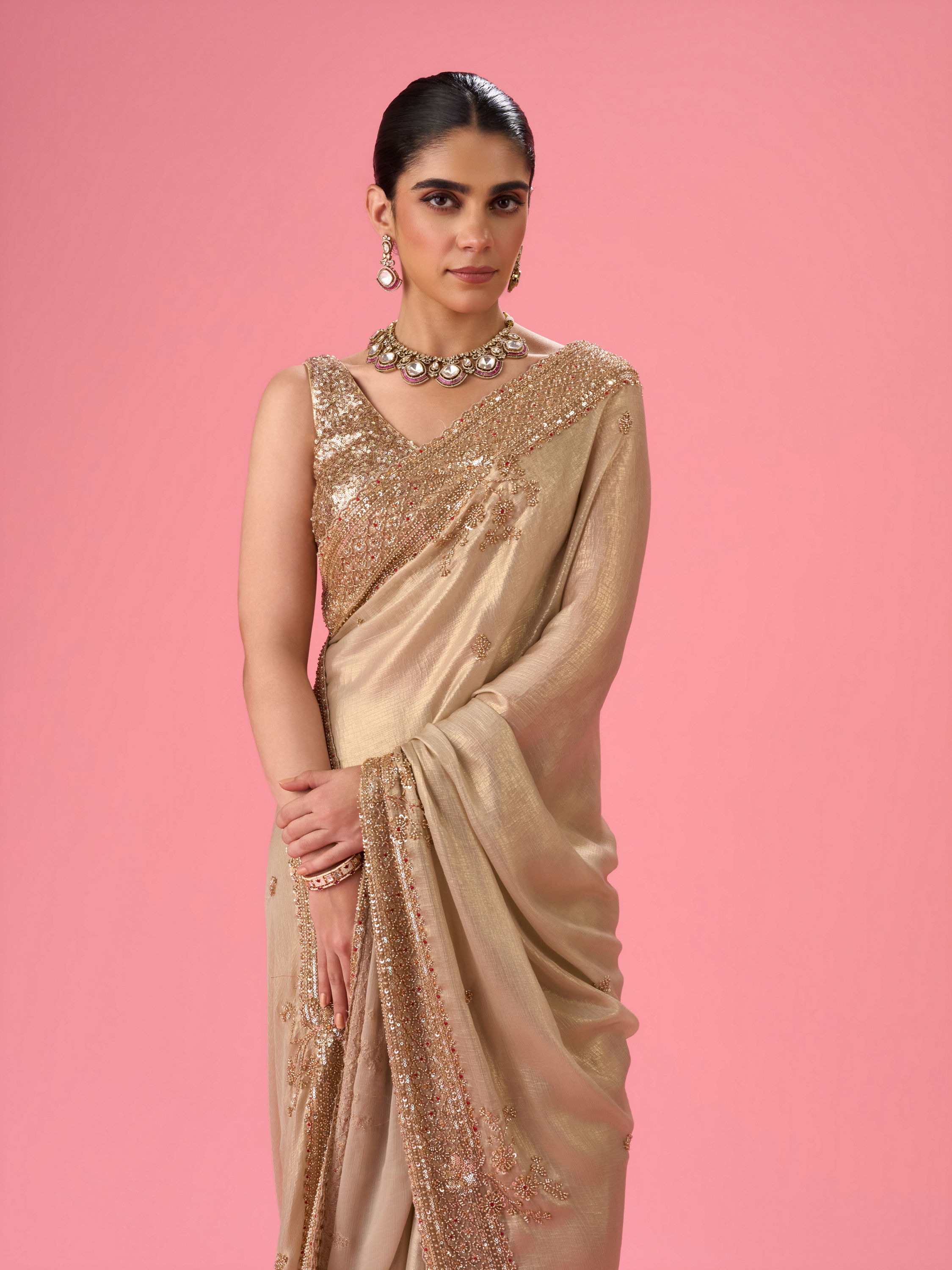 Mohey Women Elegant Chiffon Cream Saree