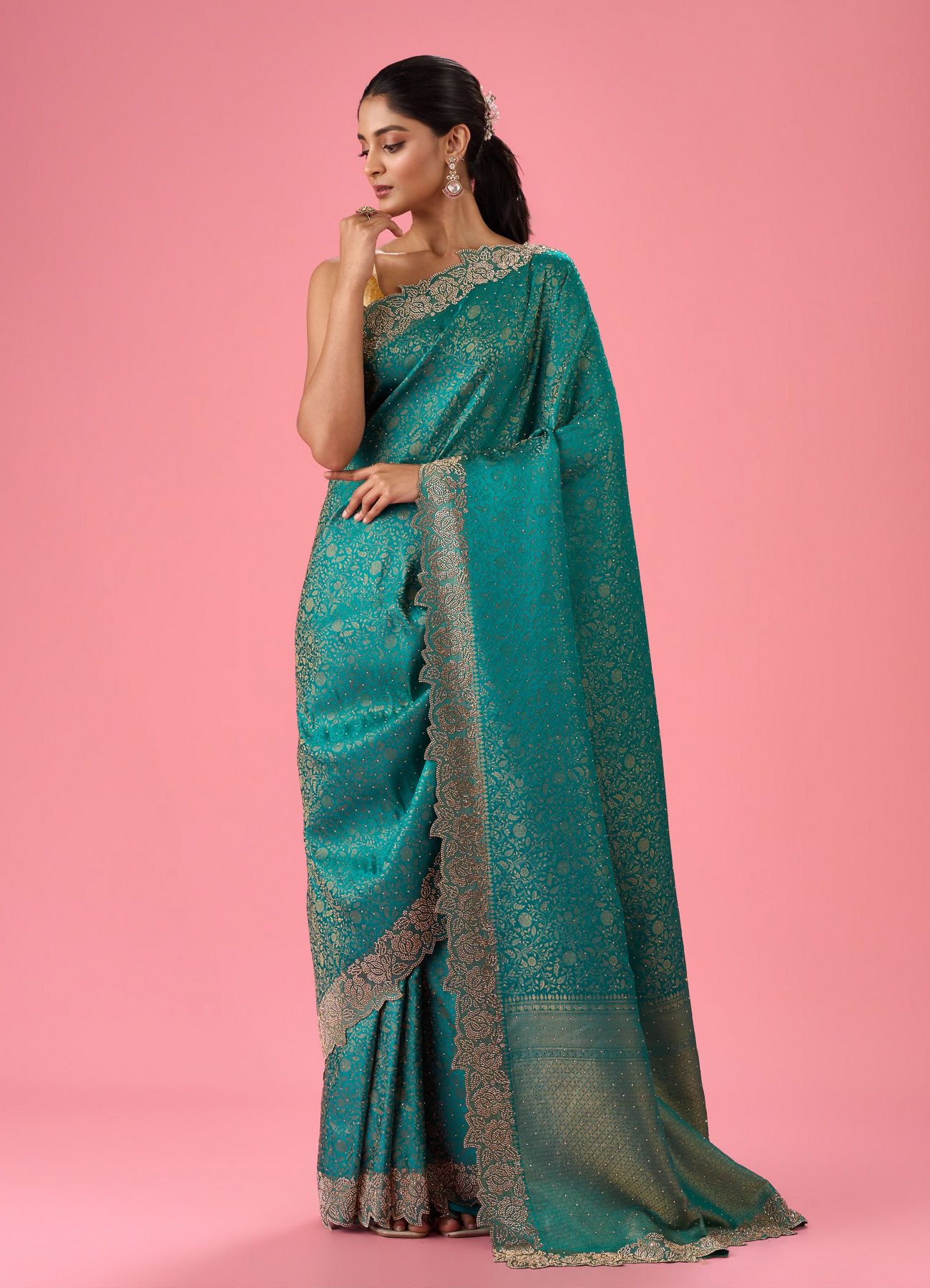 Mohey Women Radiant Rama Green Banarasi Saree