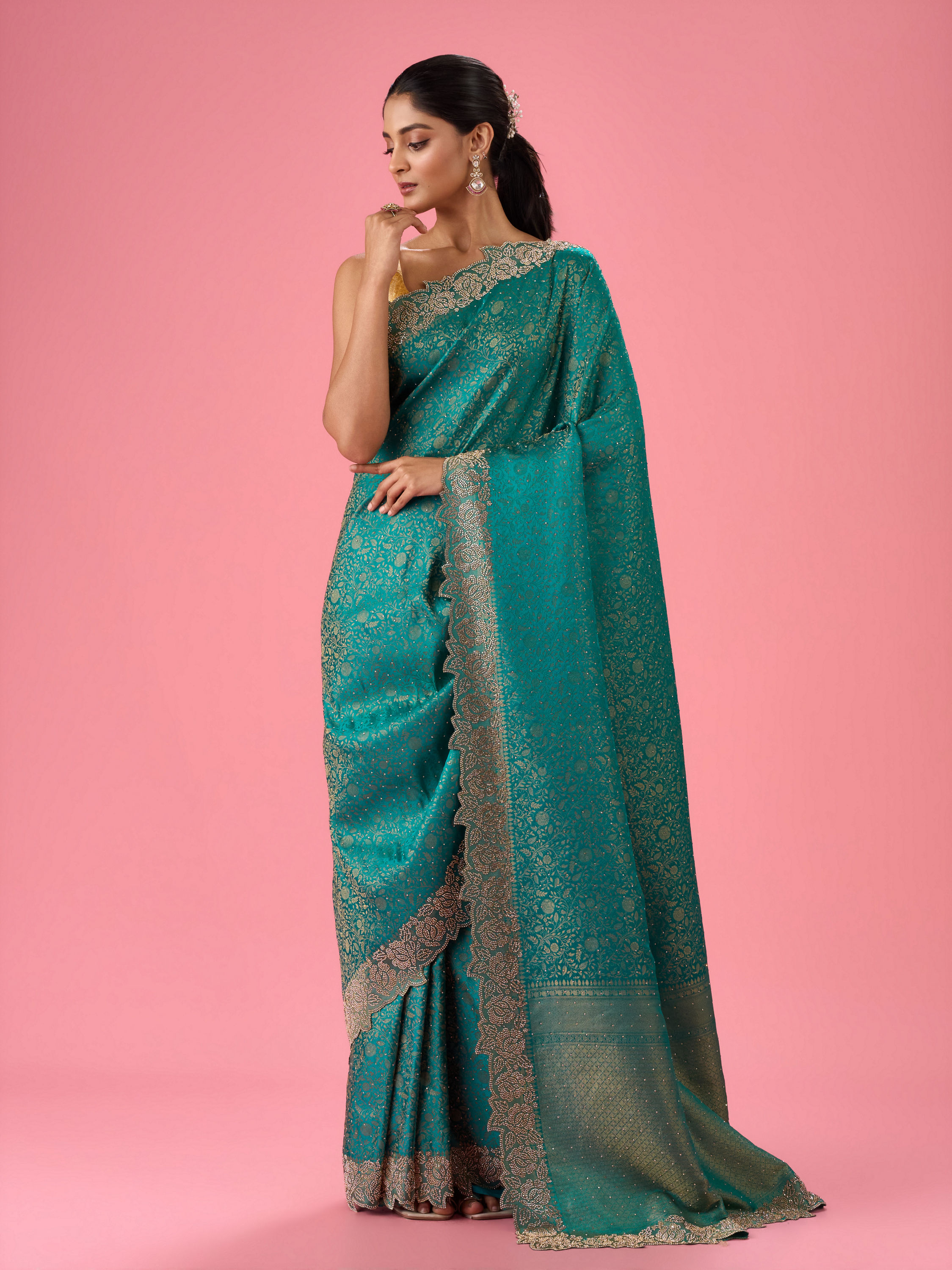 Mohey Women Radiant Rama Green Banarasi Saree