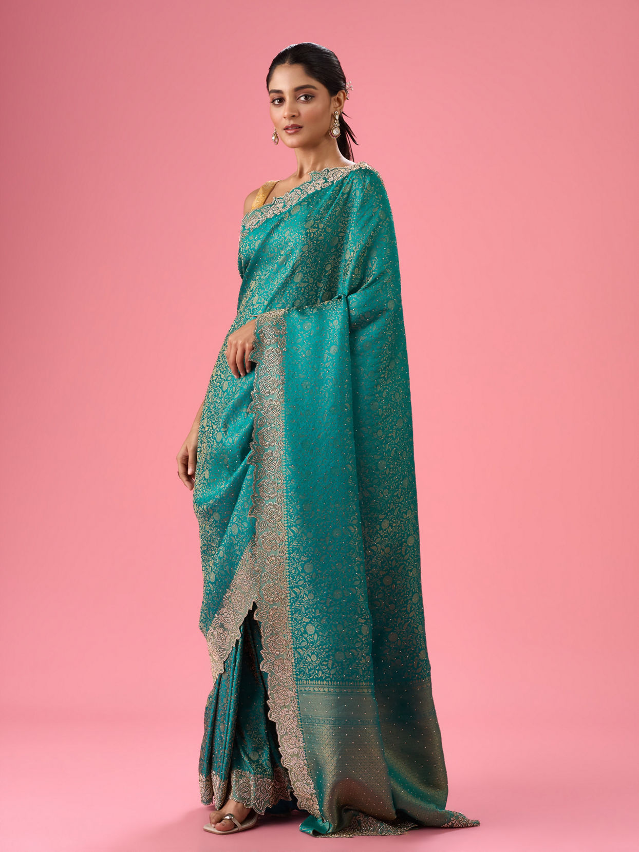 Mohey Women Radiant Rama Green Banarasi Saree
