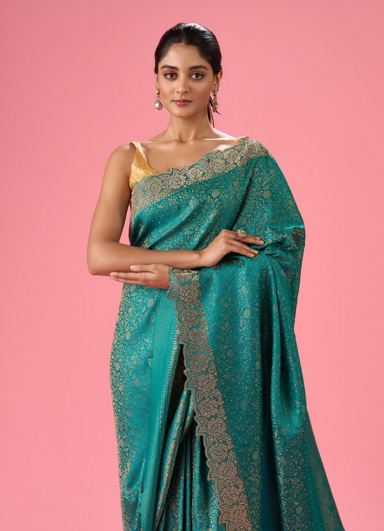 Mohey Women Radiant Rama Green Banarasi Saree