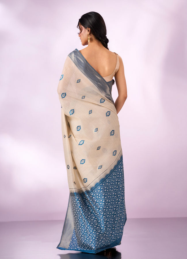 Mohey Women Indigo Blue Silk Saree with Weave