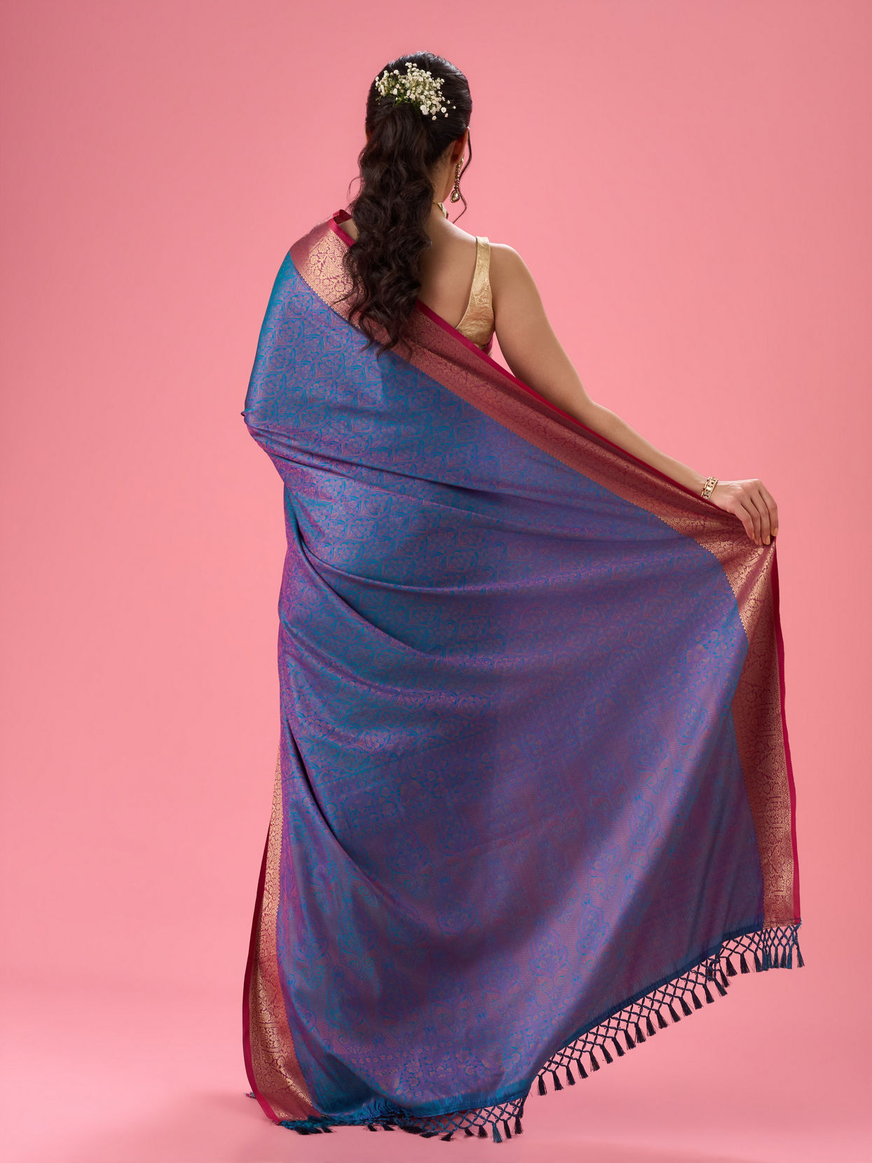 Mohey Women Elegant Teal Blue Saree