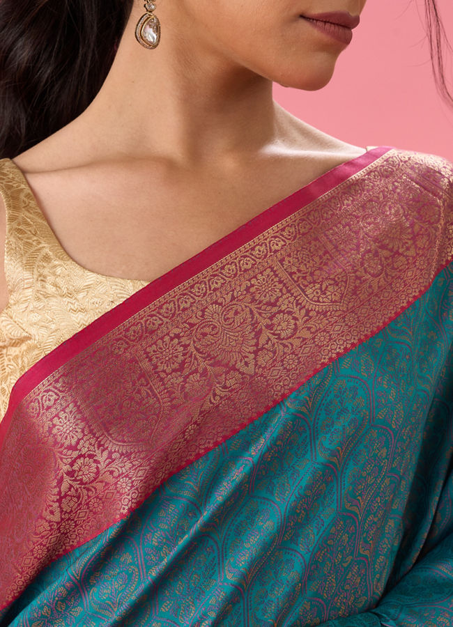 Mohey Women Emerald Elegance Art Silk Saree