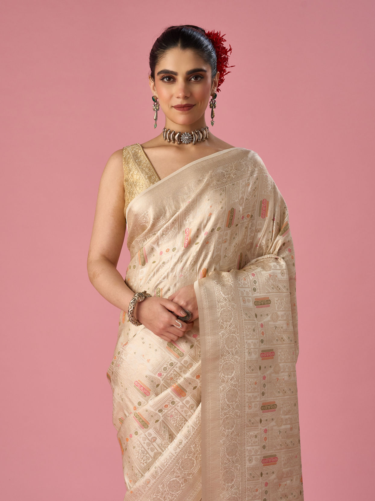 Mohey Women Cream Art Silk Saree with Weave Design