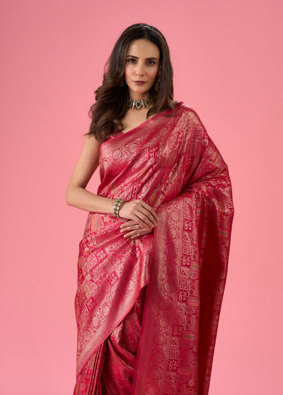 Mohey Women Elegant Pink Mystique Saree