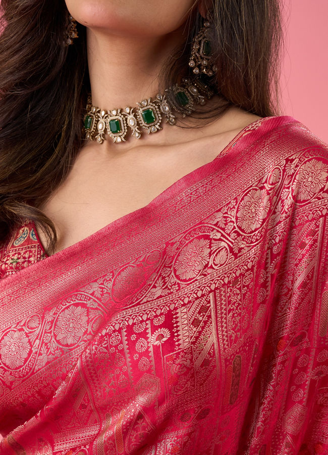 Mohey Women Elegant Pink Mystique Saree