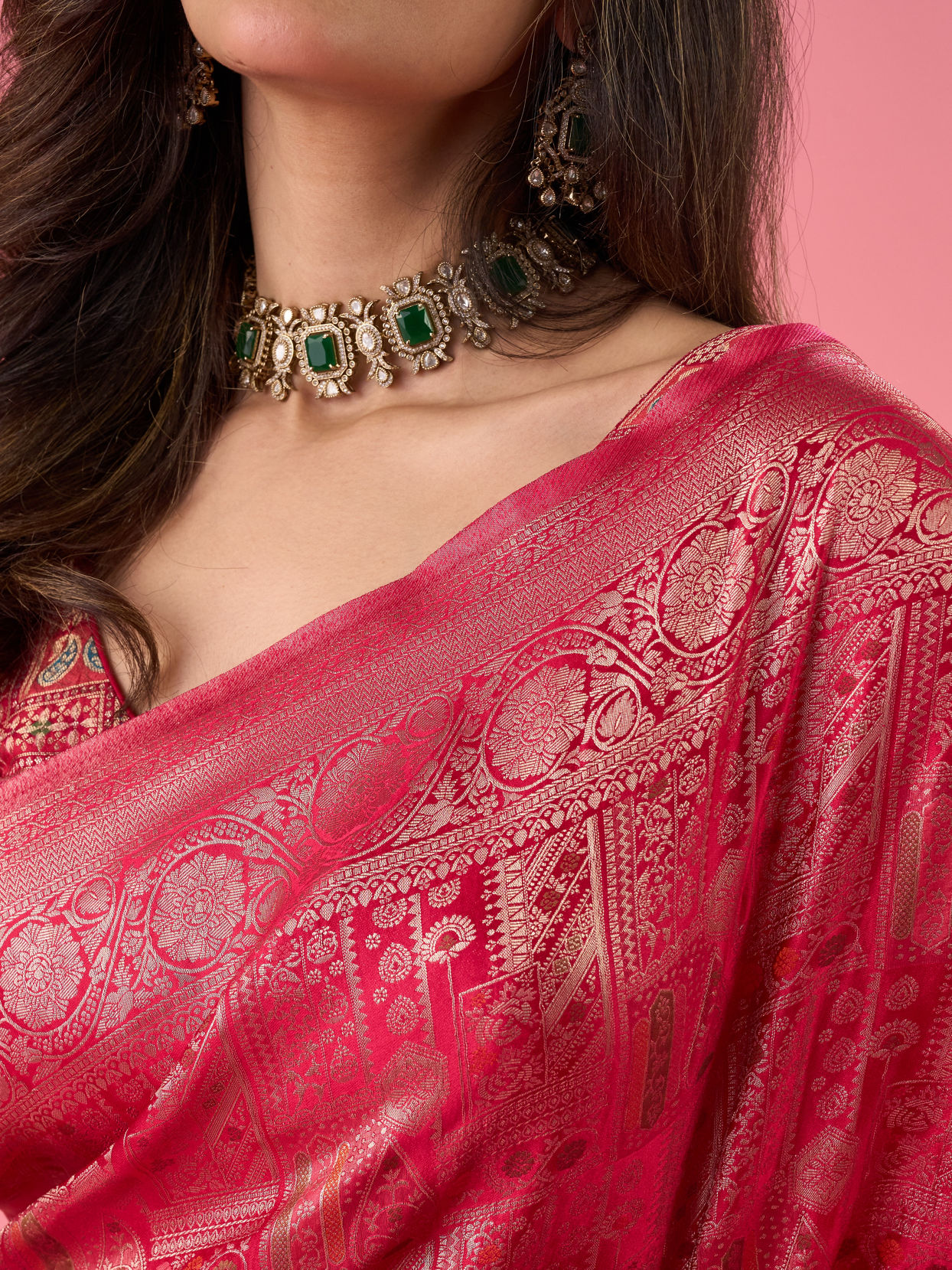 Mohey Women Elegant Pink Mystique Saree