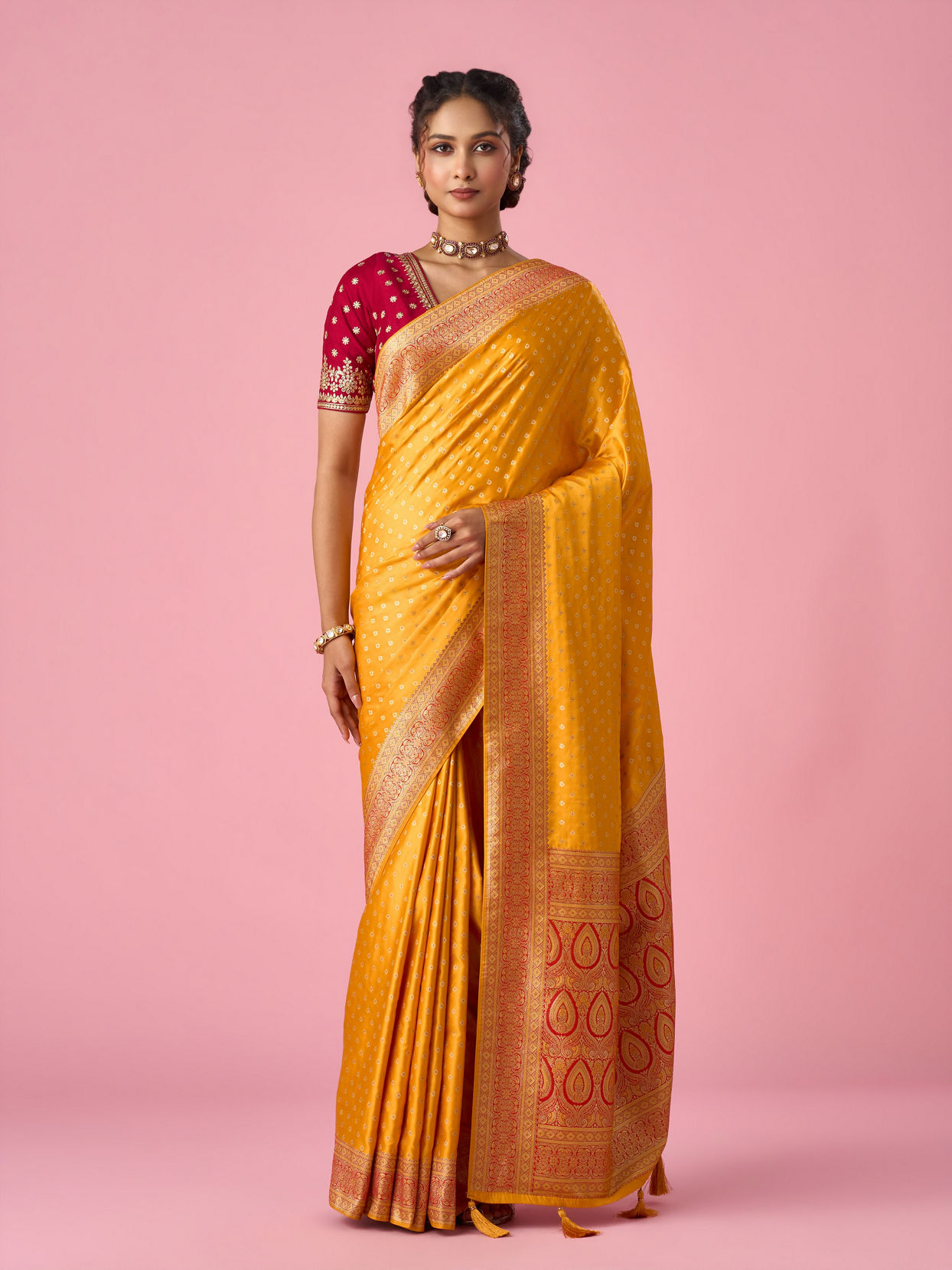 Mohey Women Mustard Yellow Silk Banarasi Saree with Weave Design