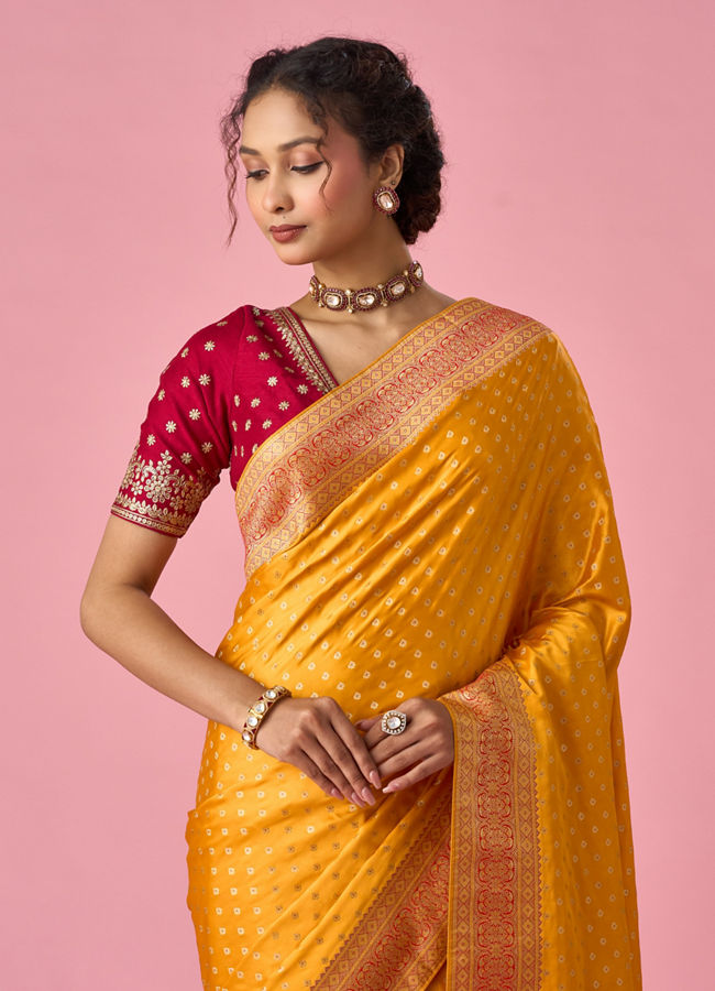 Mohey Women Mustard Yellow Silk Banarasi Saree with Weave Design