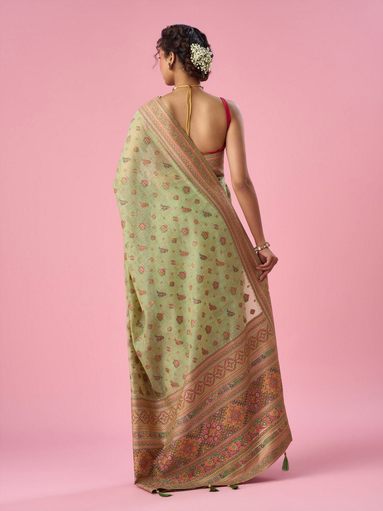 Mohey Women Green Silk Banarasi Saree with Weave Design
