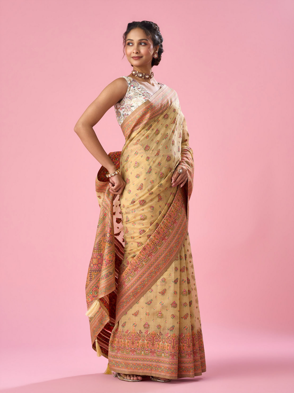 Mohey Women Light Yellow Art Silk Saree with Weave Design