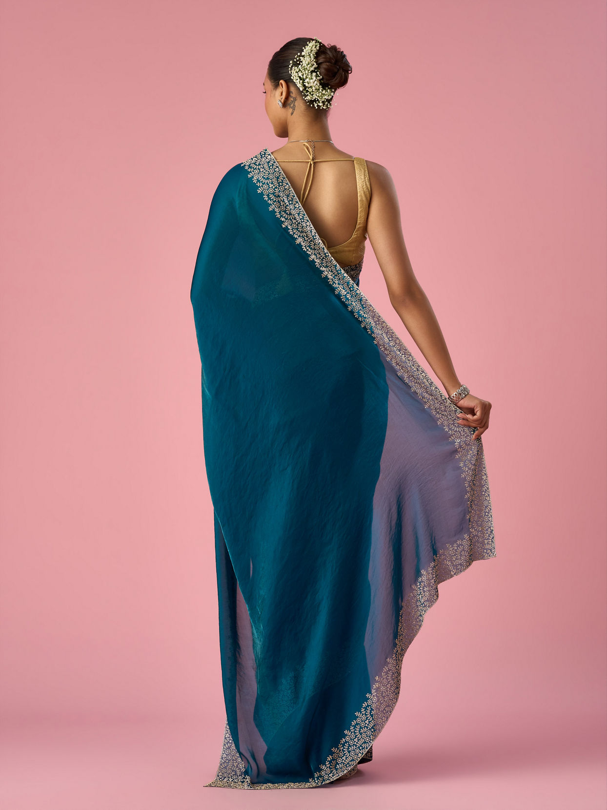 Mohey Women Rama Green Organza Saree with Stone Work