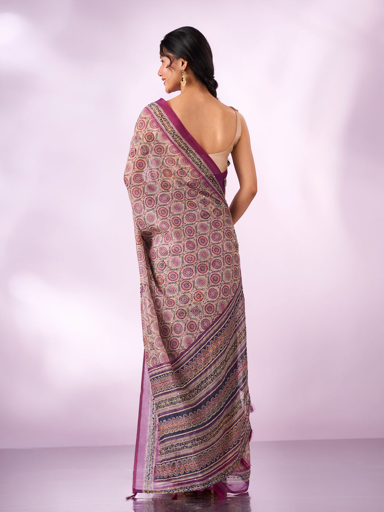 Mohey Women Purple Silk Saree with Sequin and Thread Work