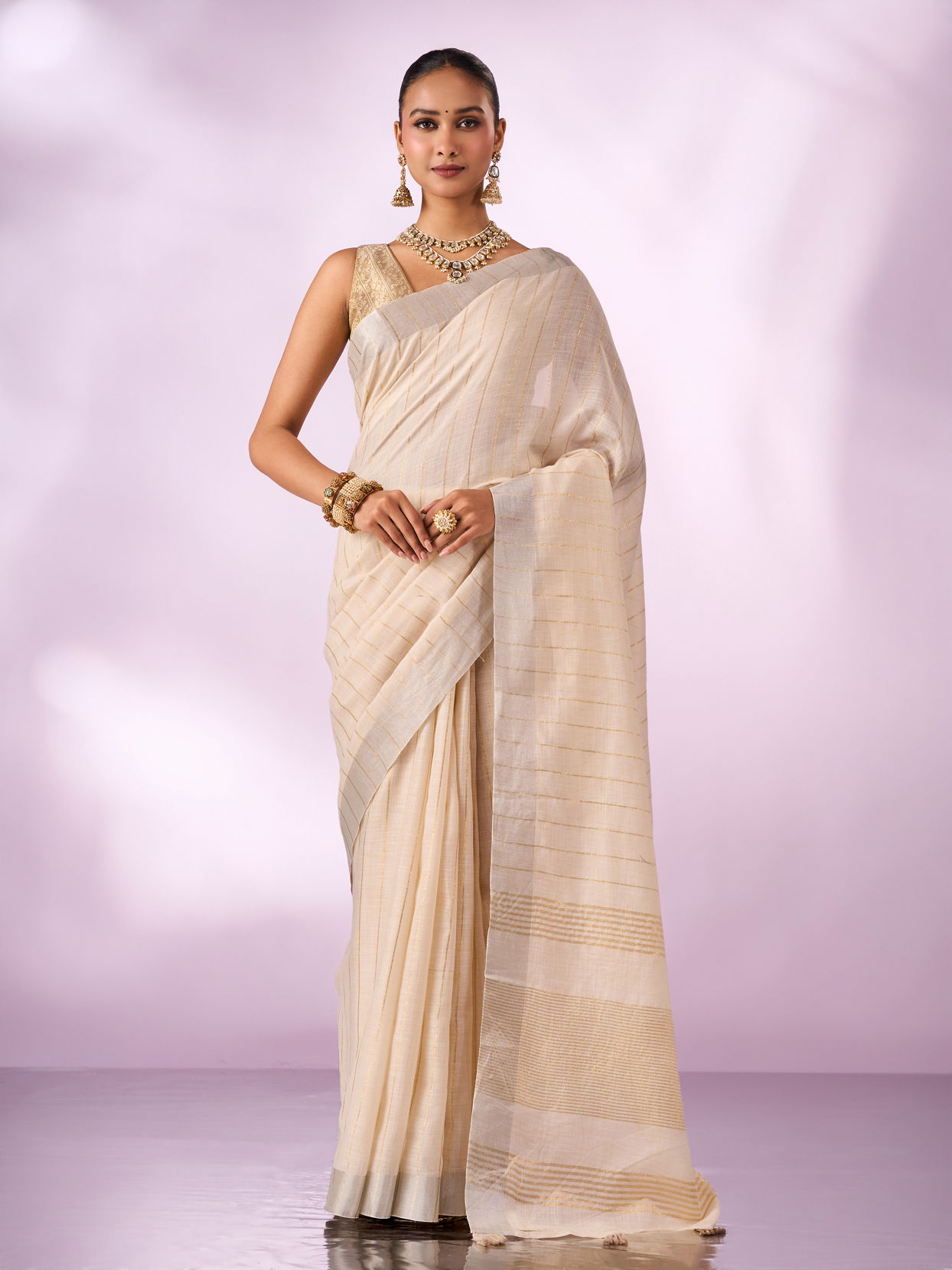 Mohey Women Cream Linen Saree with Weave