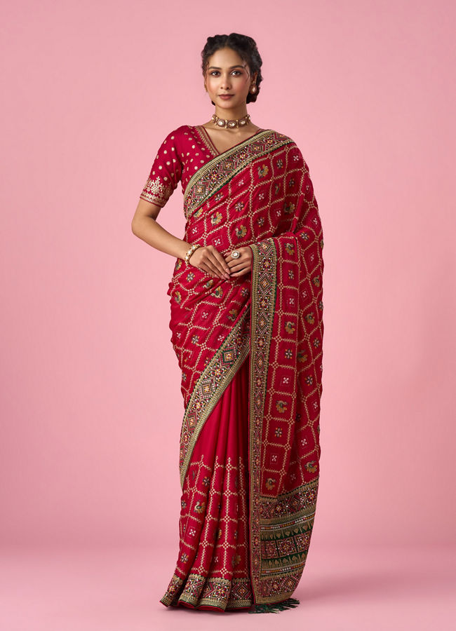 Mohey Women Pink Satin Saree with Zari Design