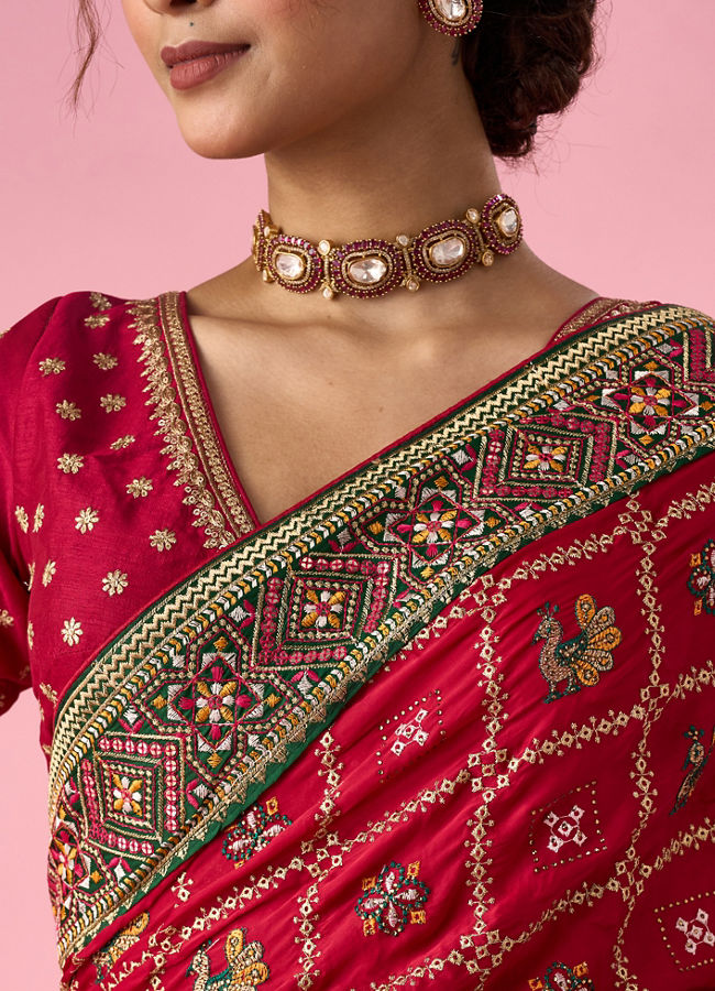 Mohey Women Pink Satin Saree with Zari Design