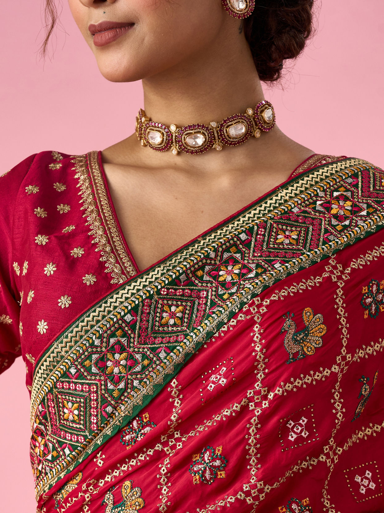 Mohey Women Pink Satin Saree with Zari Design
