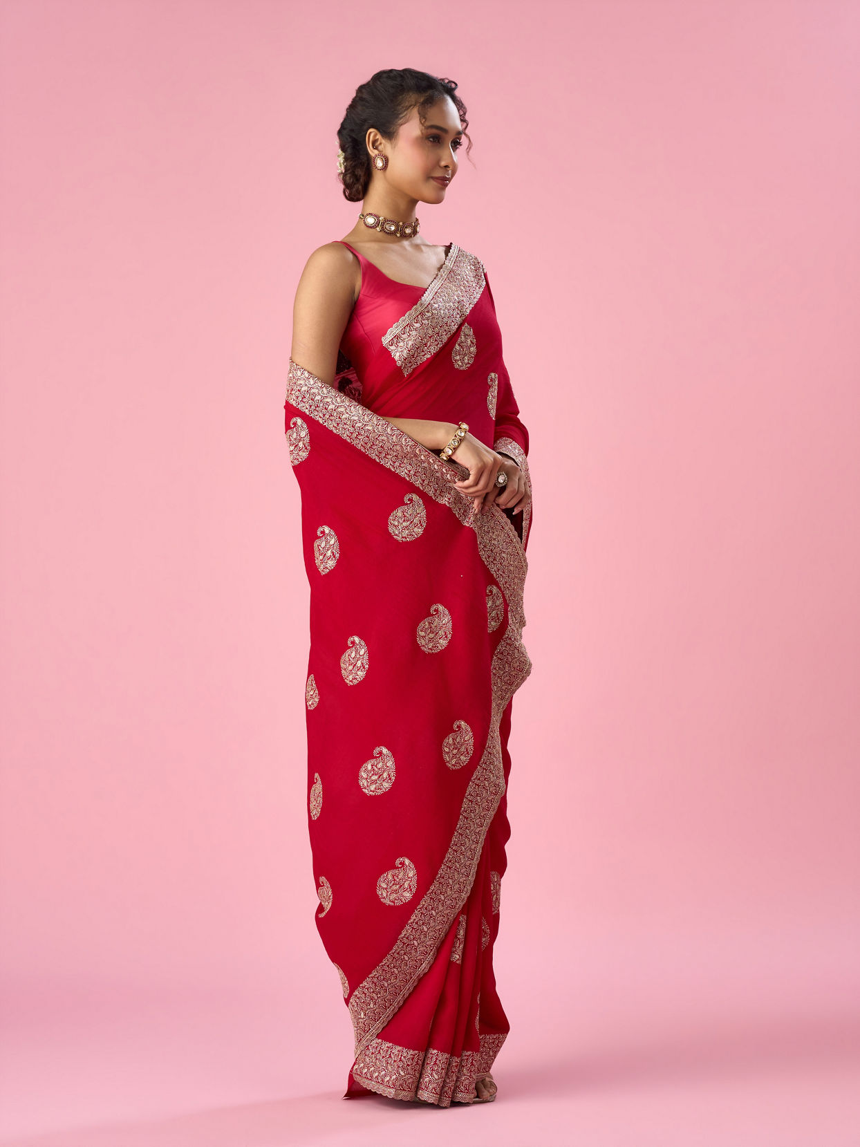 Mohey Women Red Art Silk Saree with Zari Work