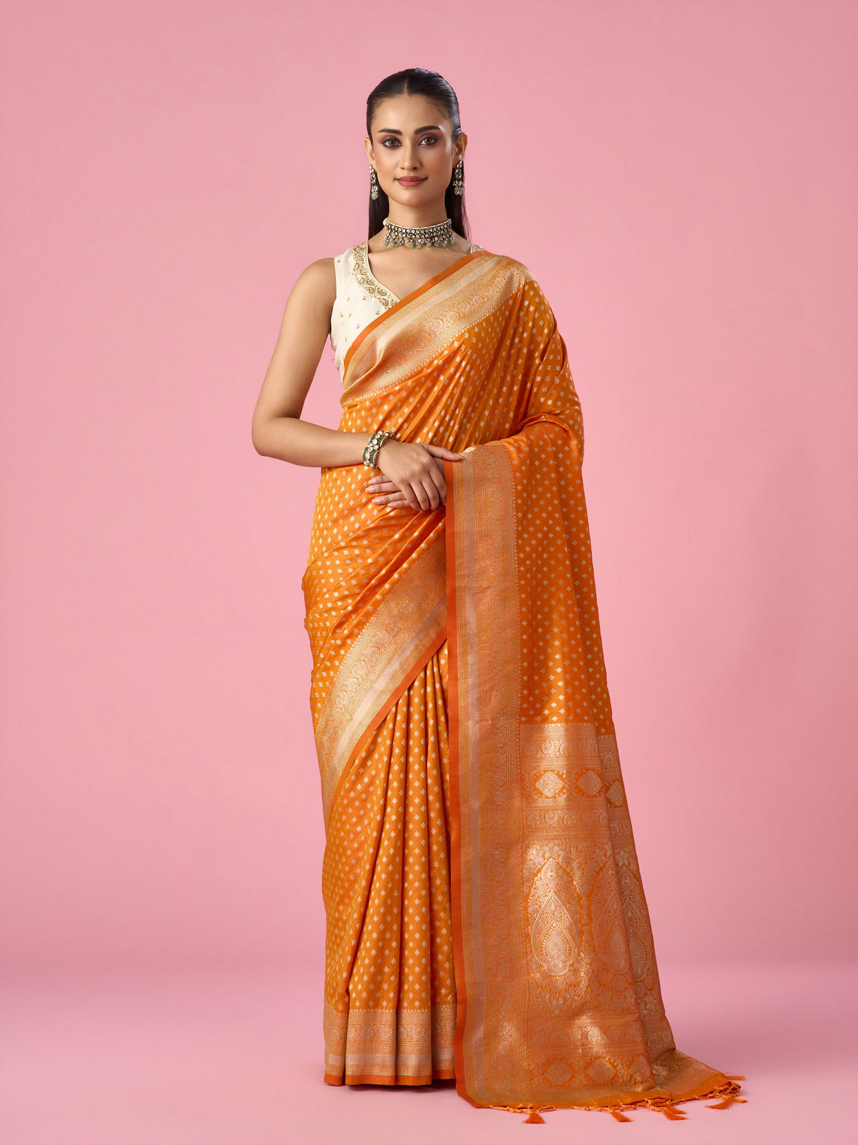 Mohey Women Yellow Art Silk Saree with Weave