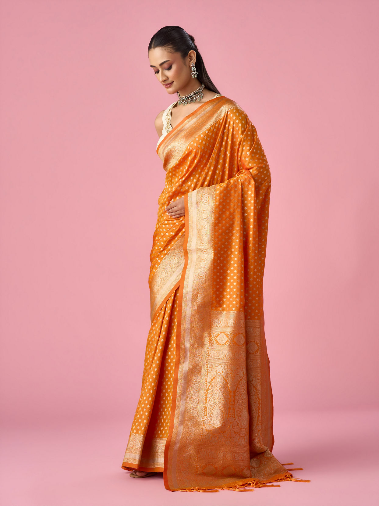 Mohey Women Yellow Art Silk Saree with Weave
