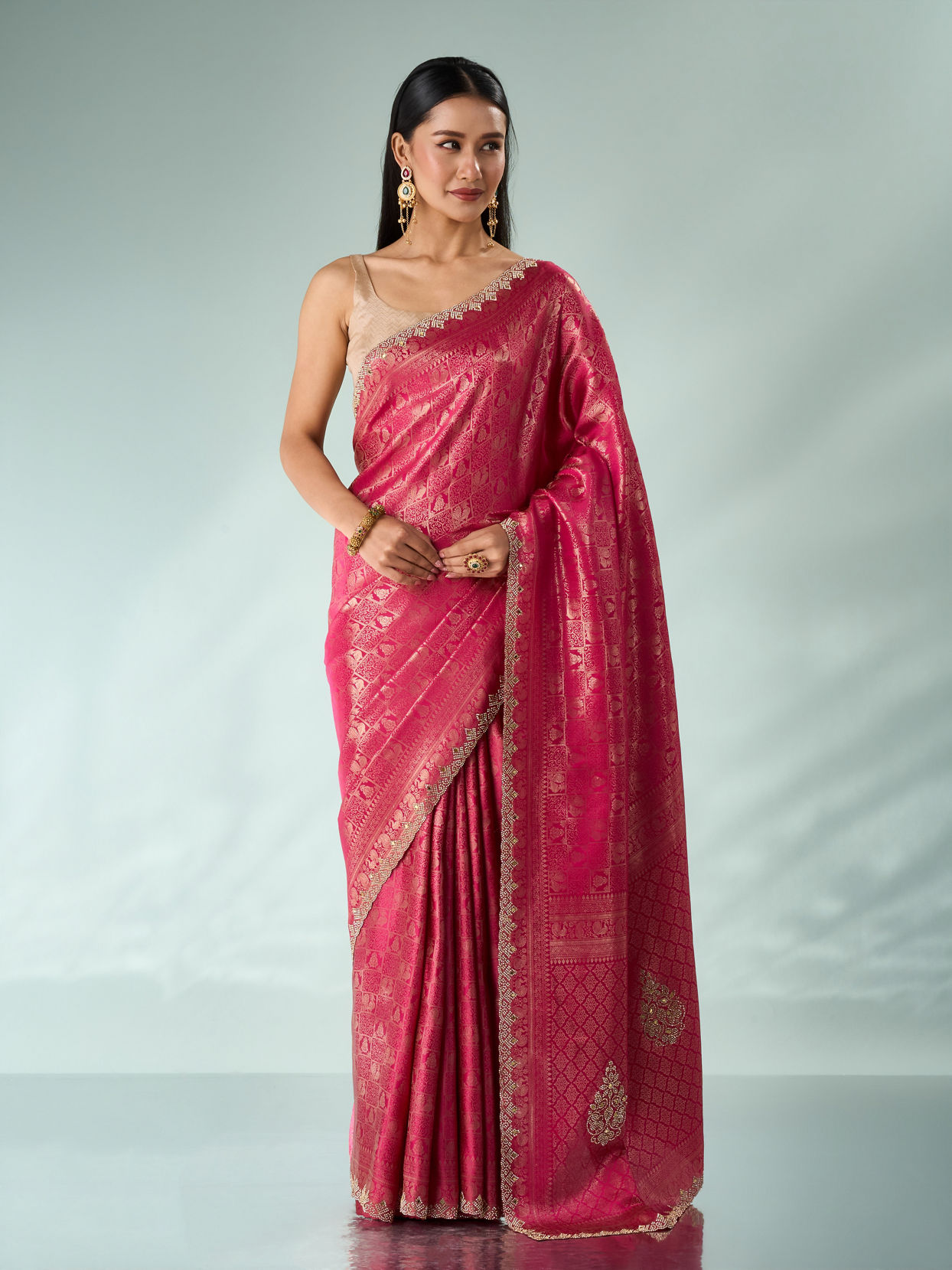 Mohey Women Pink Silk Saree with Mirror and Stone Work