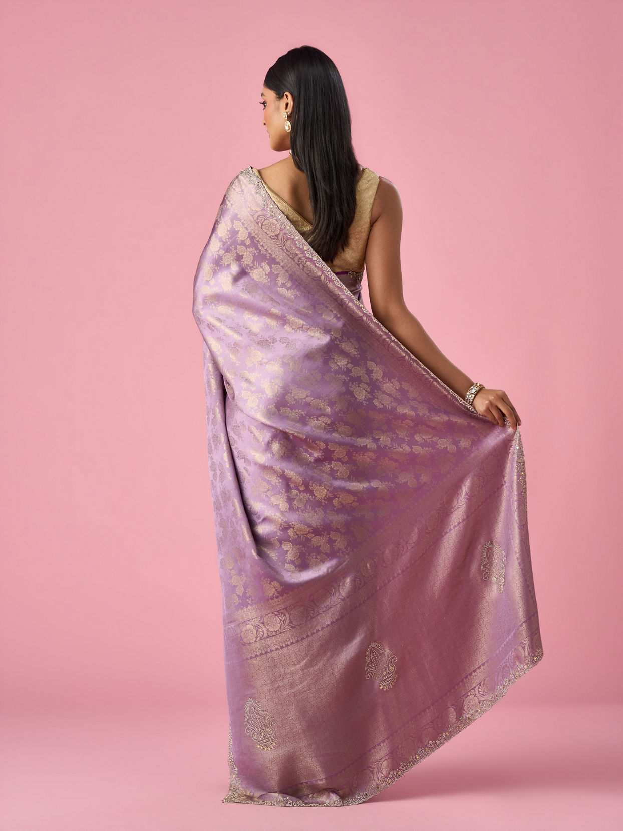 Mohey Women Purple Silk Saree with Mirror and Stone Work