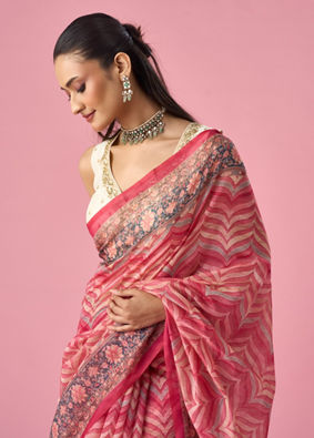 Mohey Women Pink Blended Cotton Saree with Floral Print