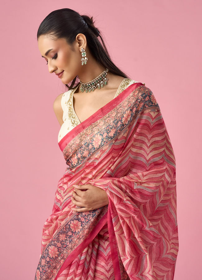 Mohey Women Pink Blended Cotton Saree with Floral Print