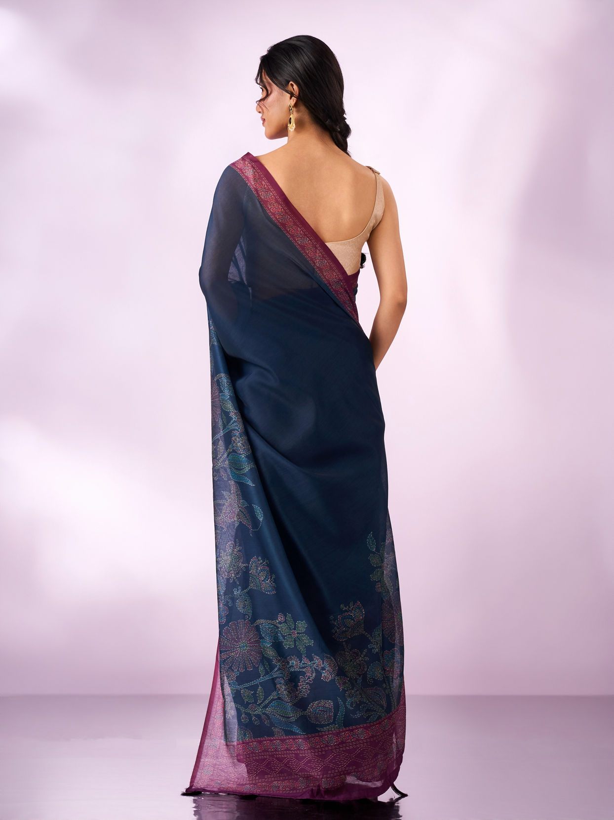 Mohey Women Indigo Blue Blended Cotton Saree with Print