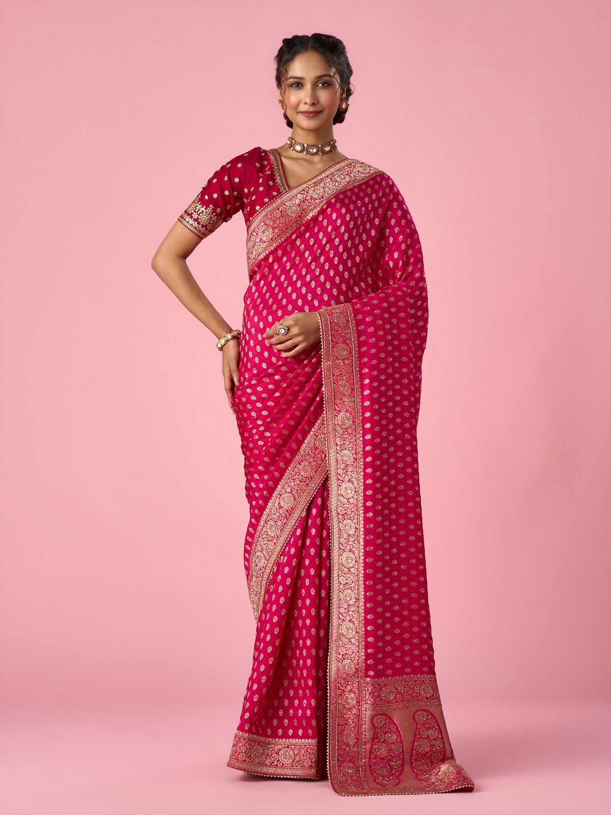 Mohey Women Pink Silk Saree with Hand Embroidery