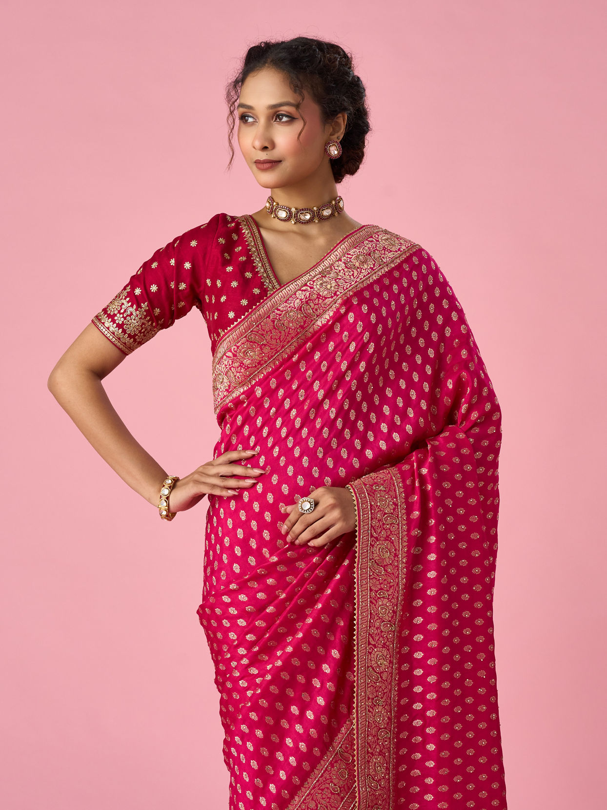 Mohey Women Pink Silk Saree with Hand Embroidery