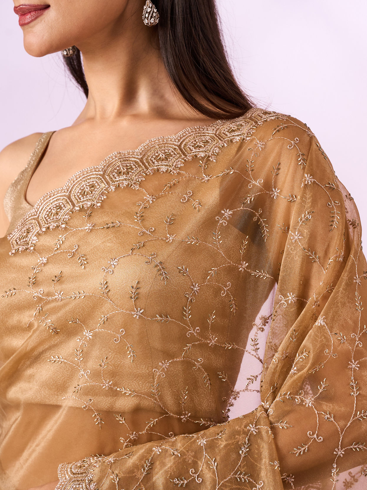 Mohey Women Green Net Saree with Cutdana Work