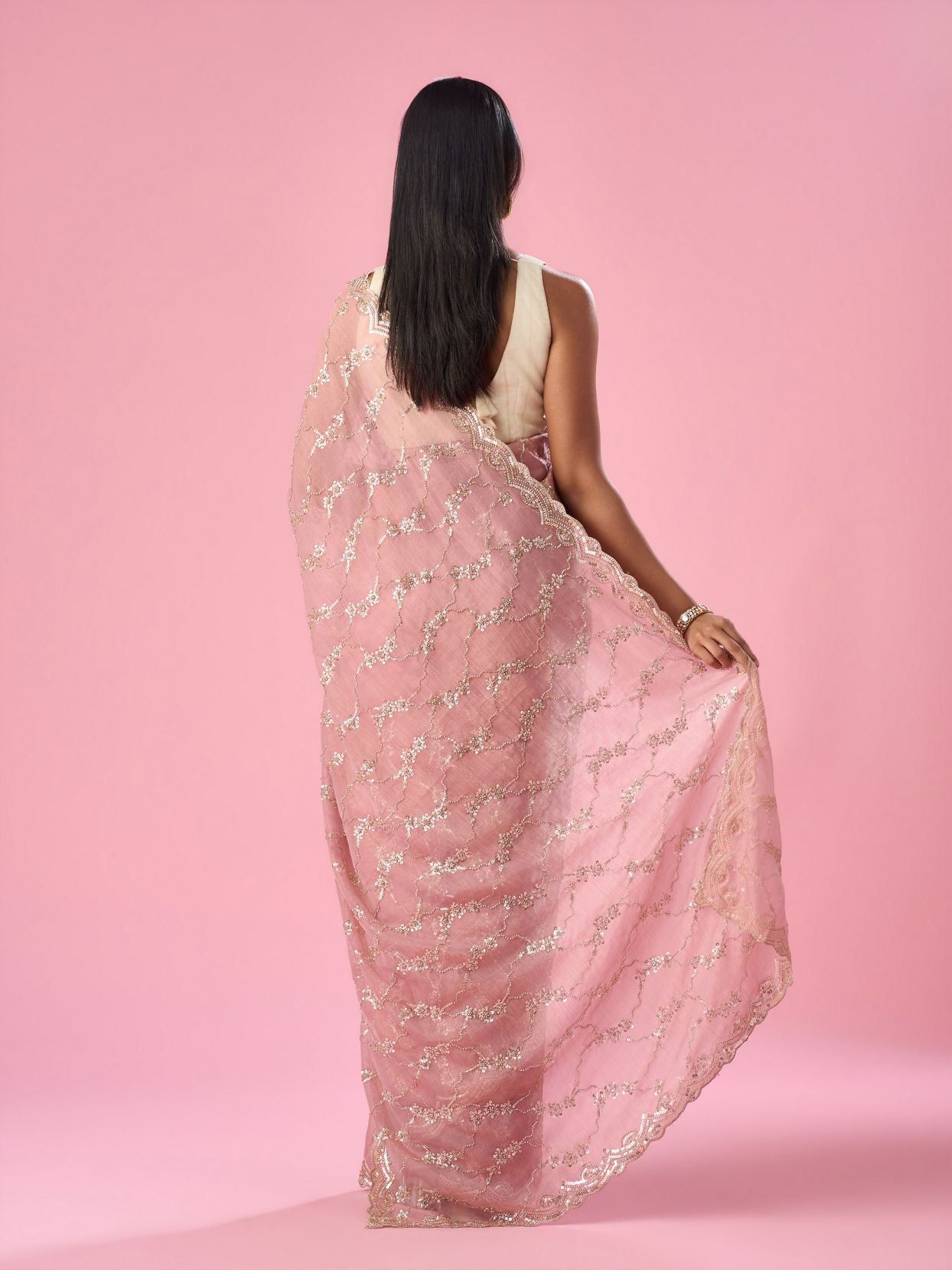 Mohey Women Pink Tissue Saree with Hand Embroidery
